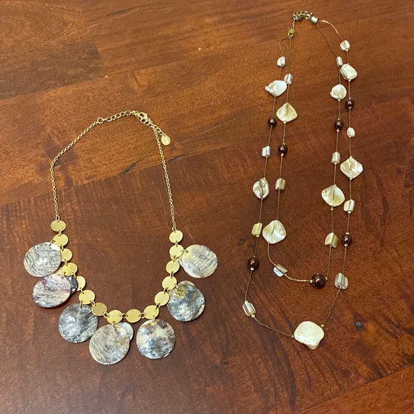 Jewelry - Shell necklaces